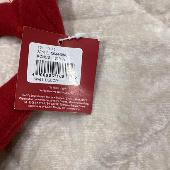 NWT - plush Santa door hanger - Picture 3 of 3